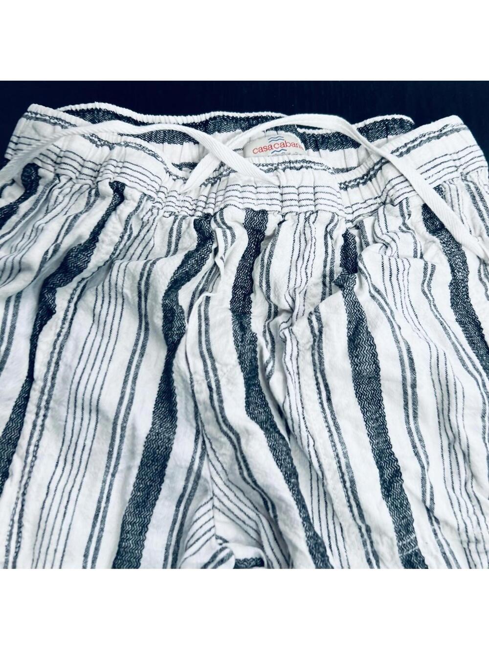 High-Waisted Black and White Striped Capris - Picture 2 of 5